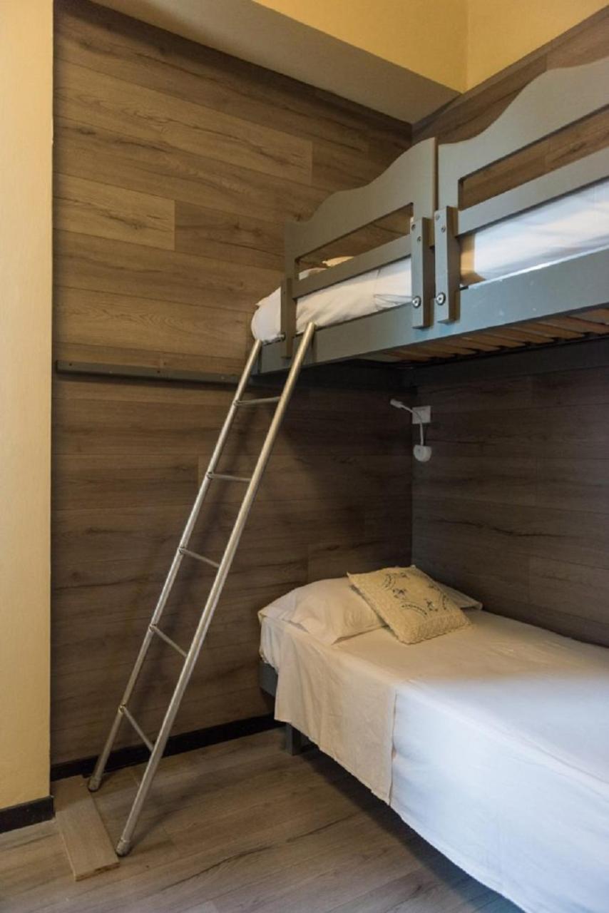 Hotel Royal Вівероне Екстер'єр фото